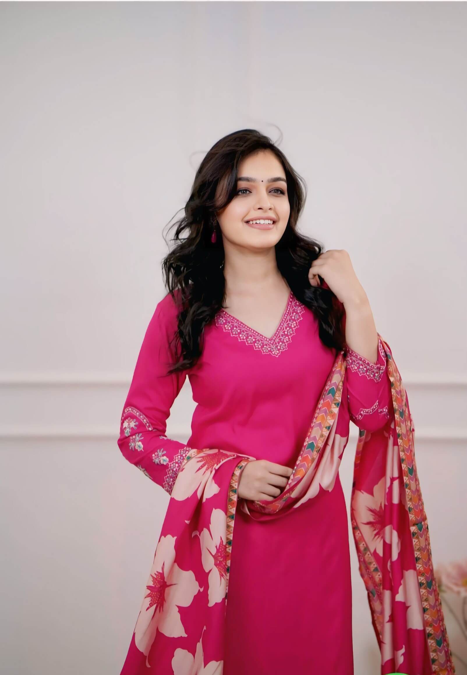 Women Embrodairy Stright Kurta Set With duppata