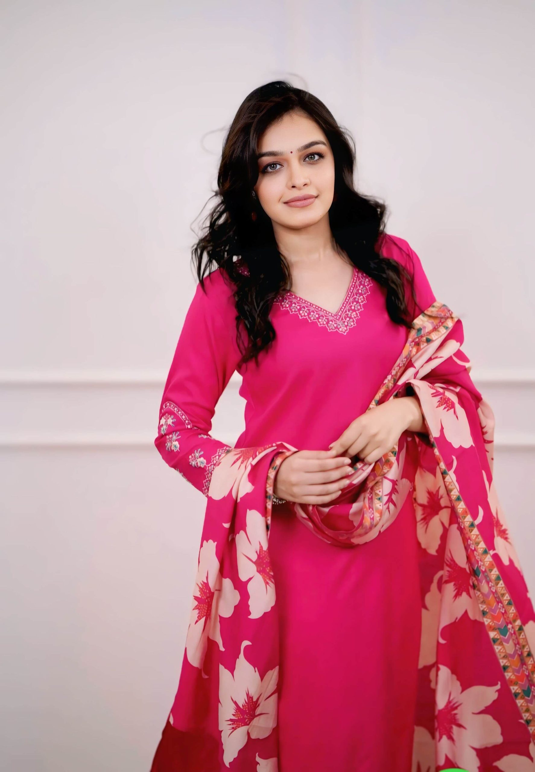 Women Embrodairy Stright Kurta Set With duppata