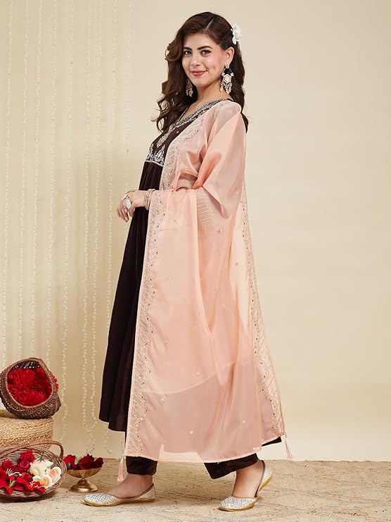 Women Embrodairy Velvet Anarkali Kurta Set With Orgenza duppata
