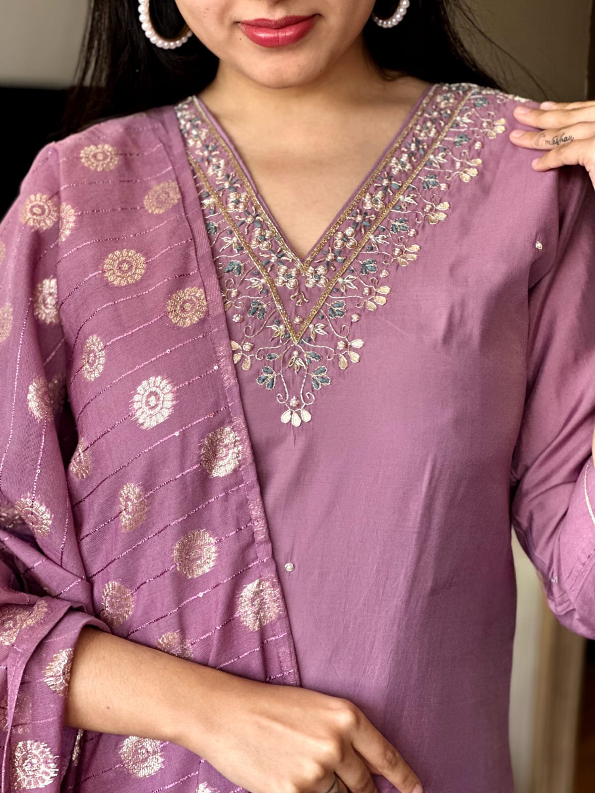 Women Embroidered Chanderi  SILK  kurta set