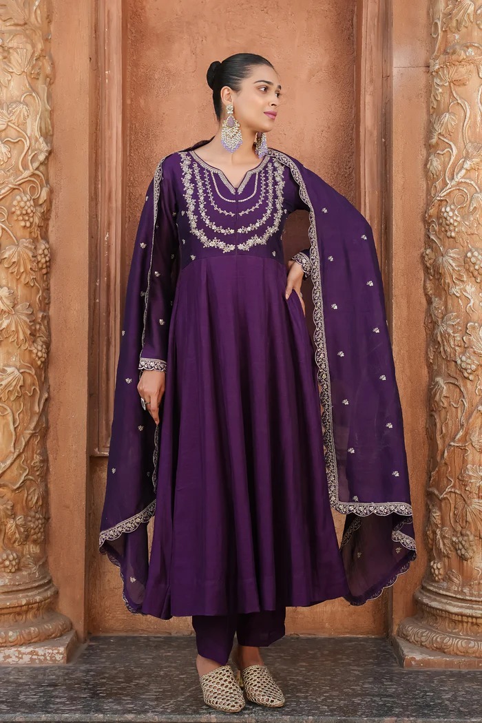 Women’s Embroidered Kurta Set and with Dupatta Set