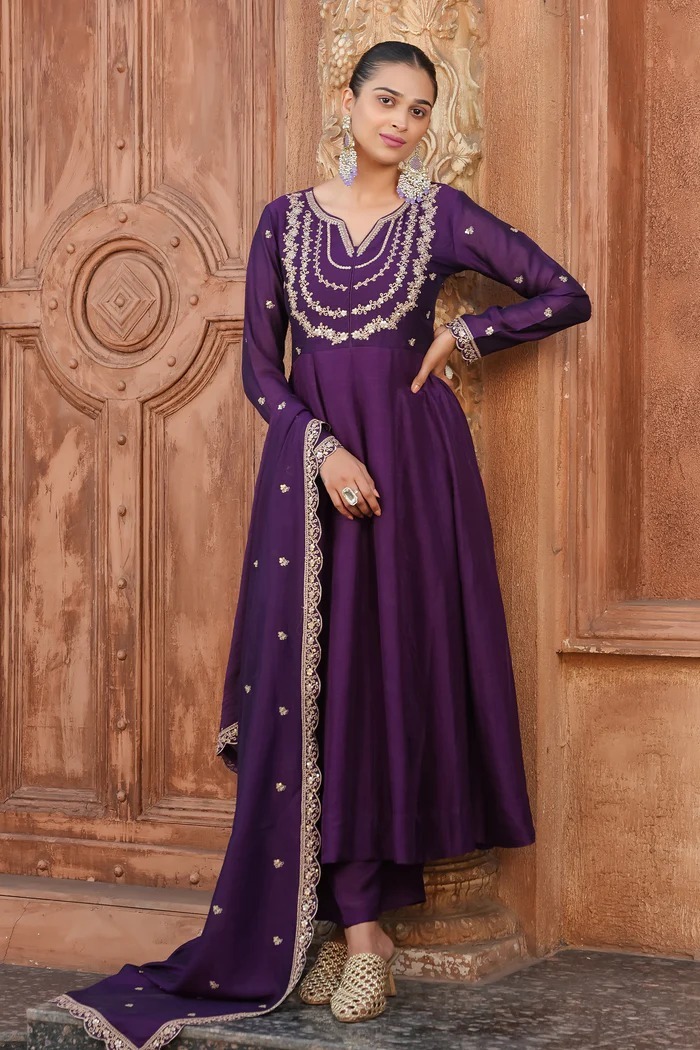 Women’s Embroidered Kurta Set and with Dupatta Set