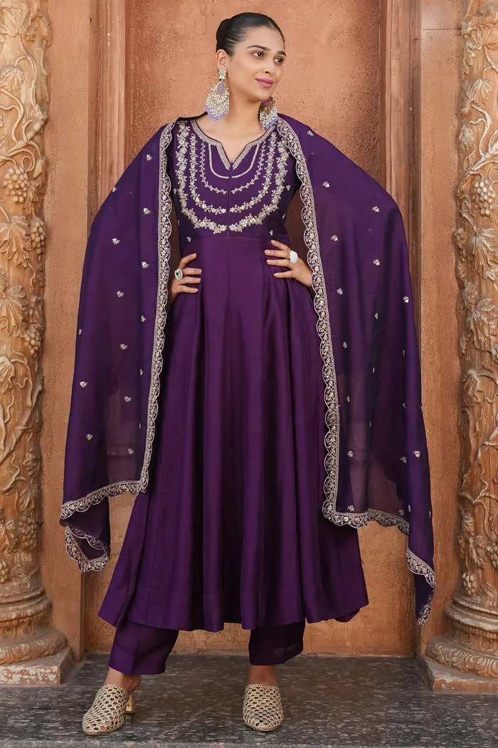 Women’s Embroidered Kurta Set and with Dupatta Set