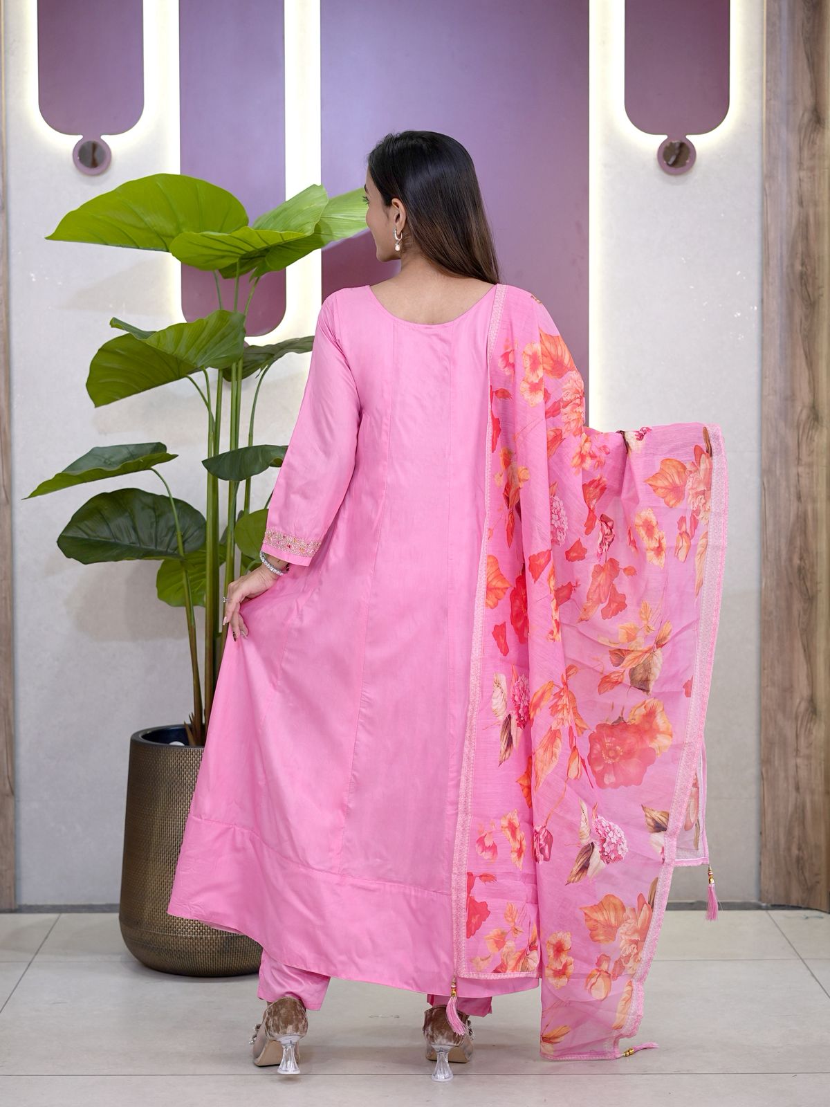 Embroidered Dupatta Set Tradition to your wardrobe (Copy)