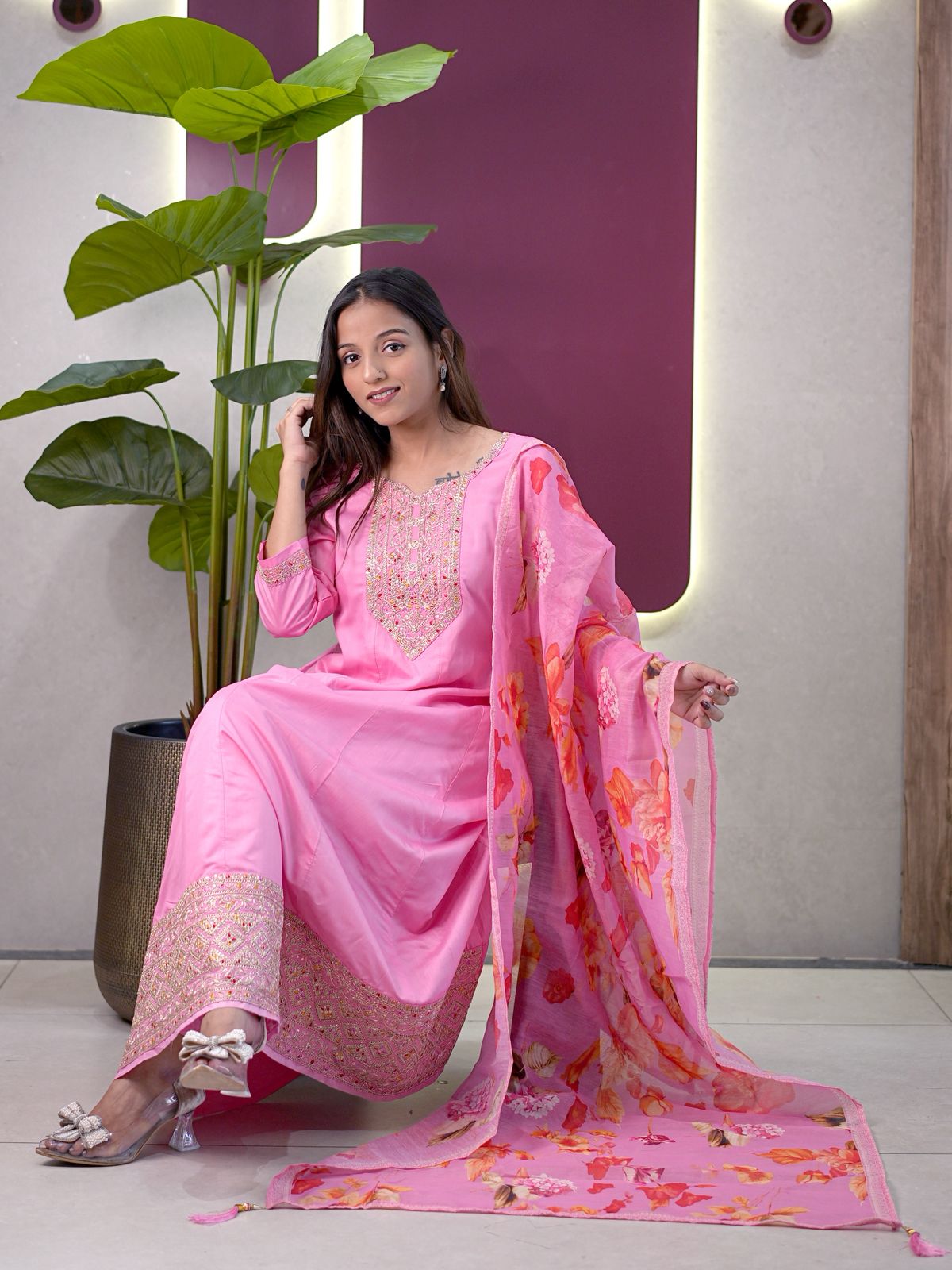 Embroidered Dupatta Set Tradition to your wardrobe (Copy)