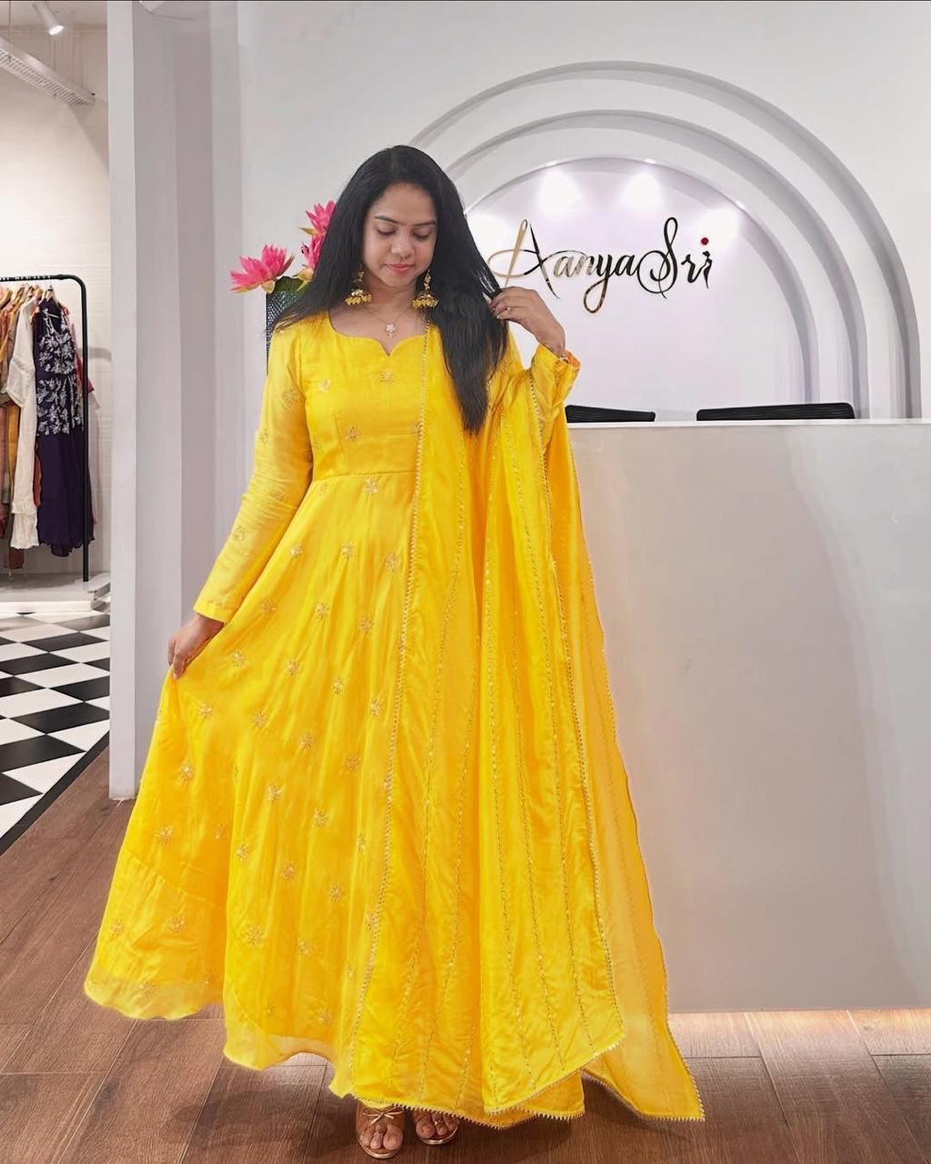 long Anarkali style kurti and amatching dupatta