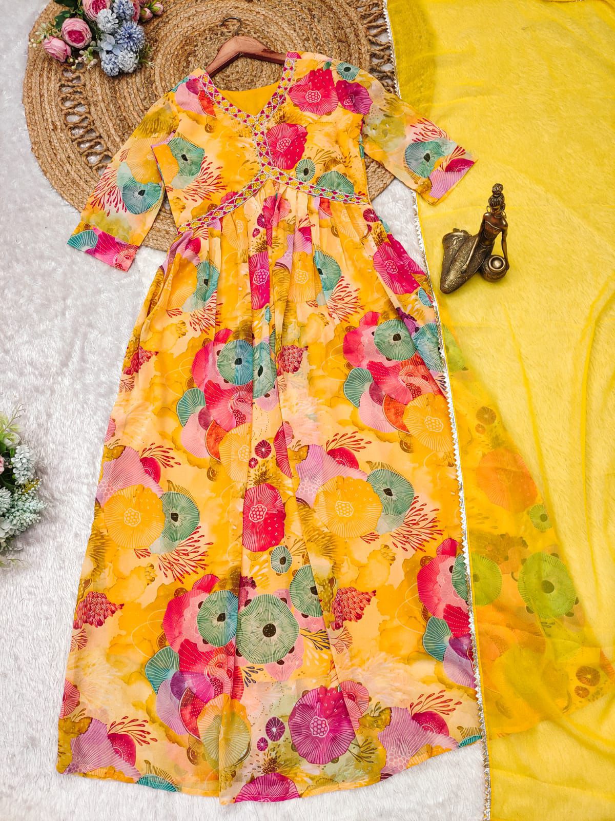 Alia cut kurtis dupatta