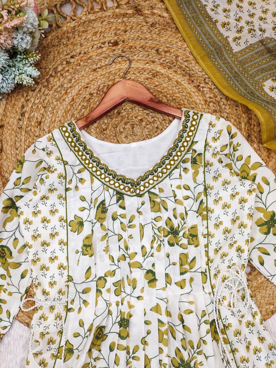 Beautiful and elegant Indian ethnic wear set