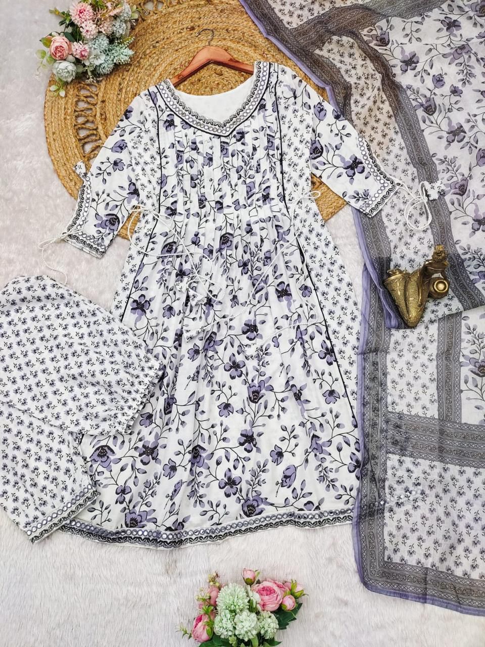 Beautiful and elegant Indian ethnic wear set