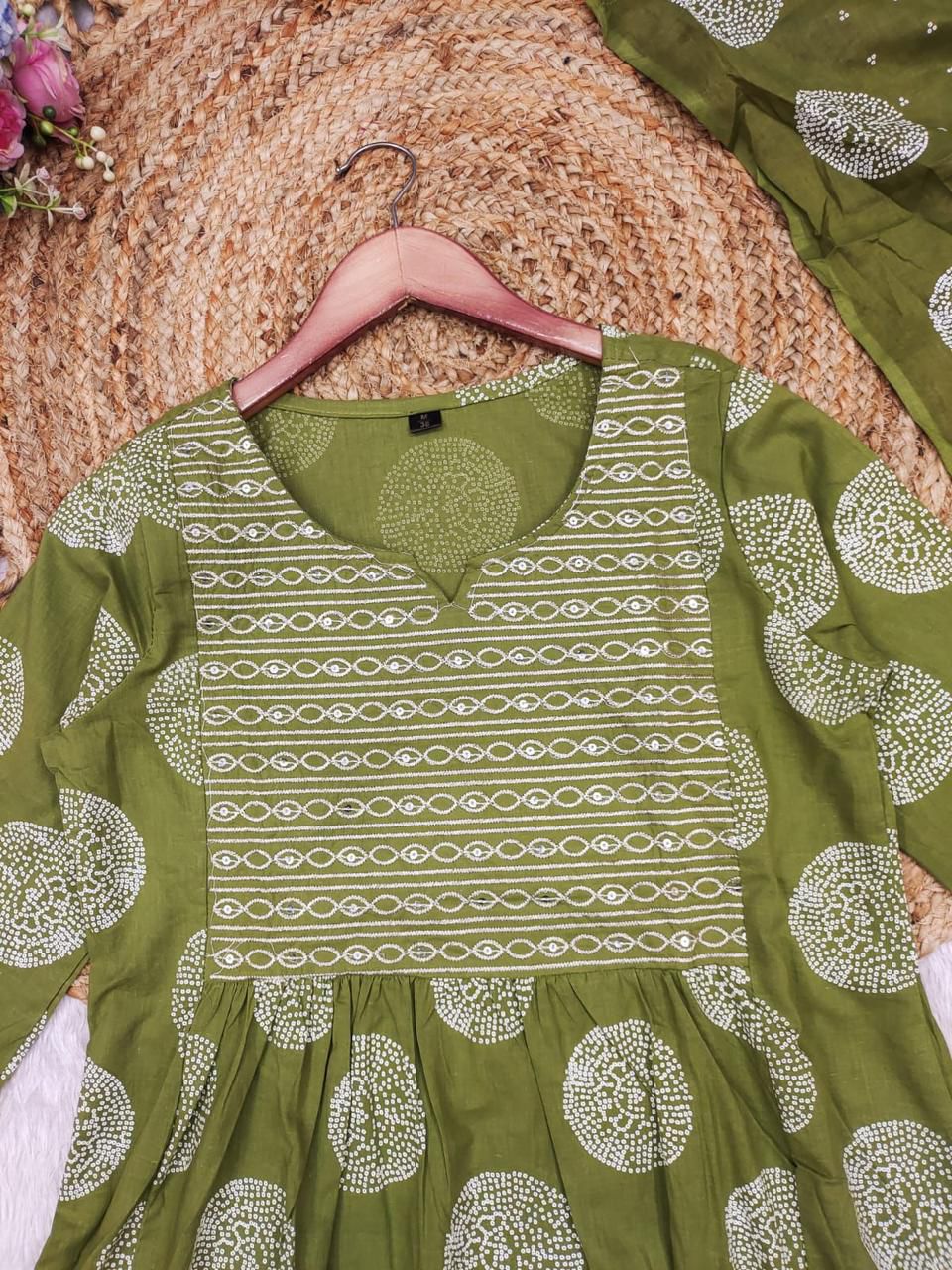 Olive Beutiful Duppta Full 3 Piece Set