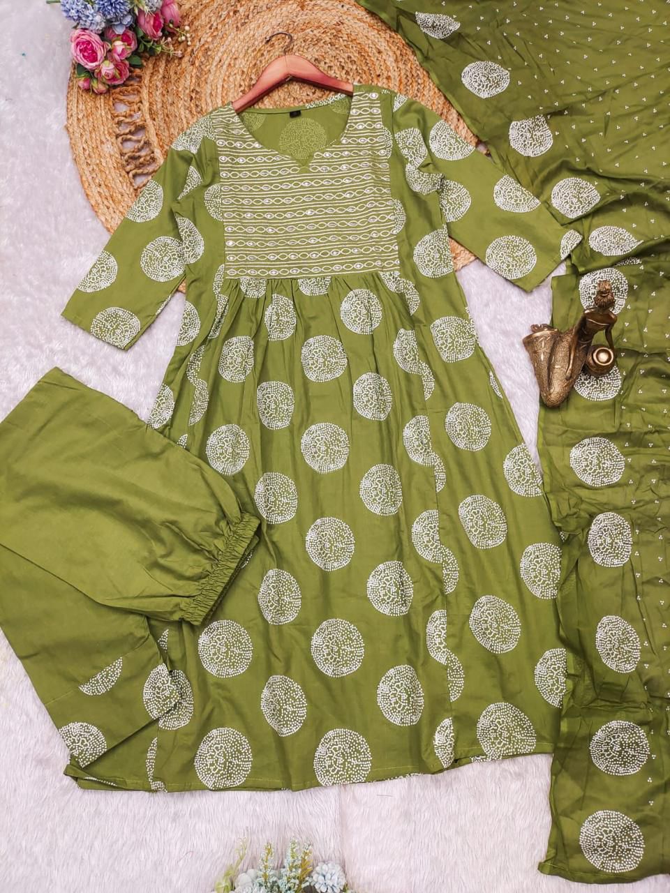 Olive Beutiful Duppta Full 3 Piece Set