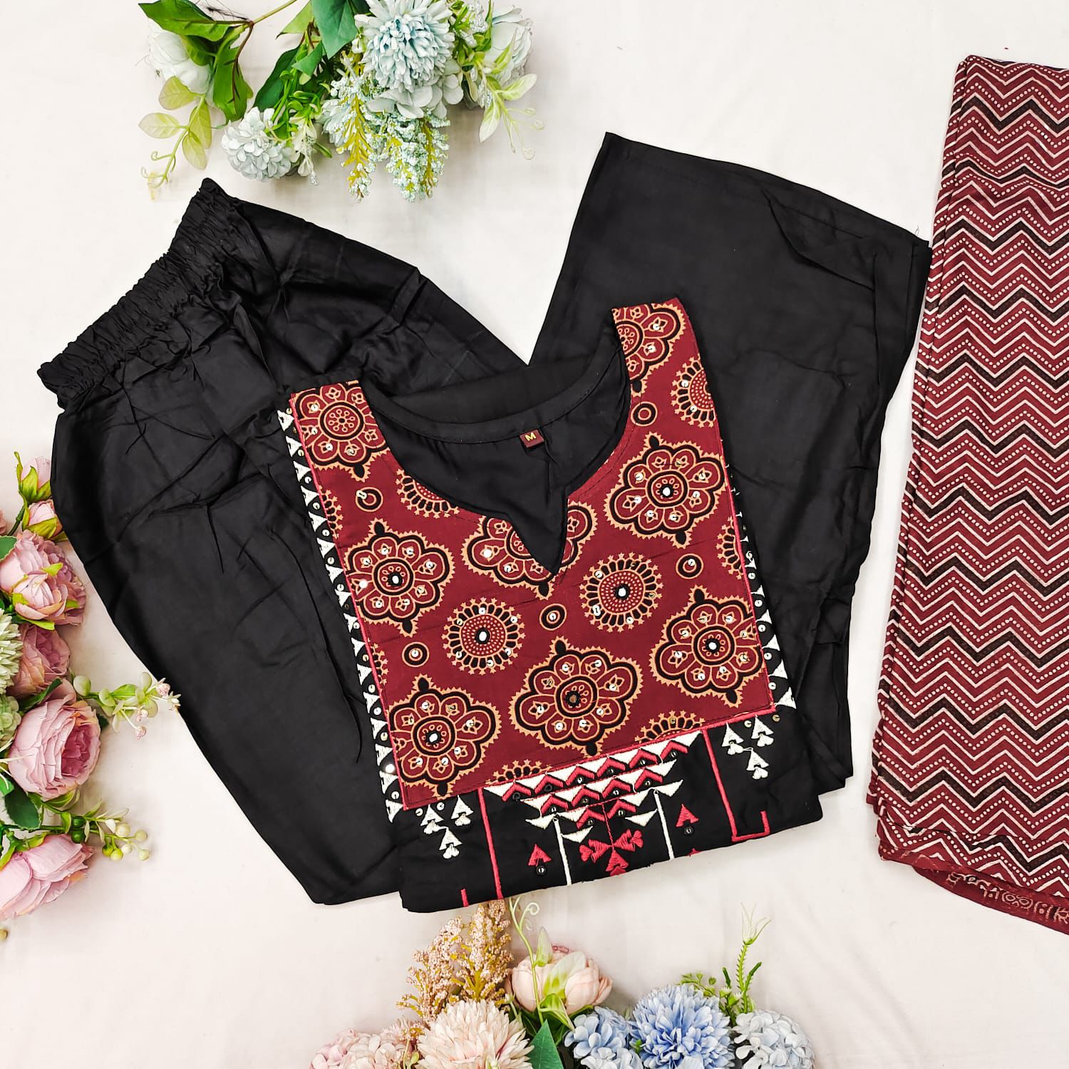 New arrival 3 pic suits