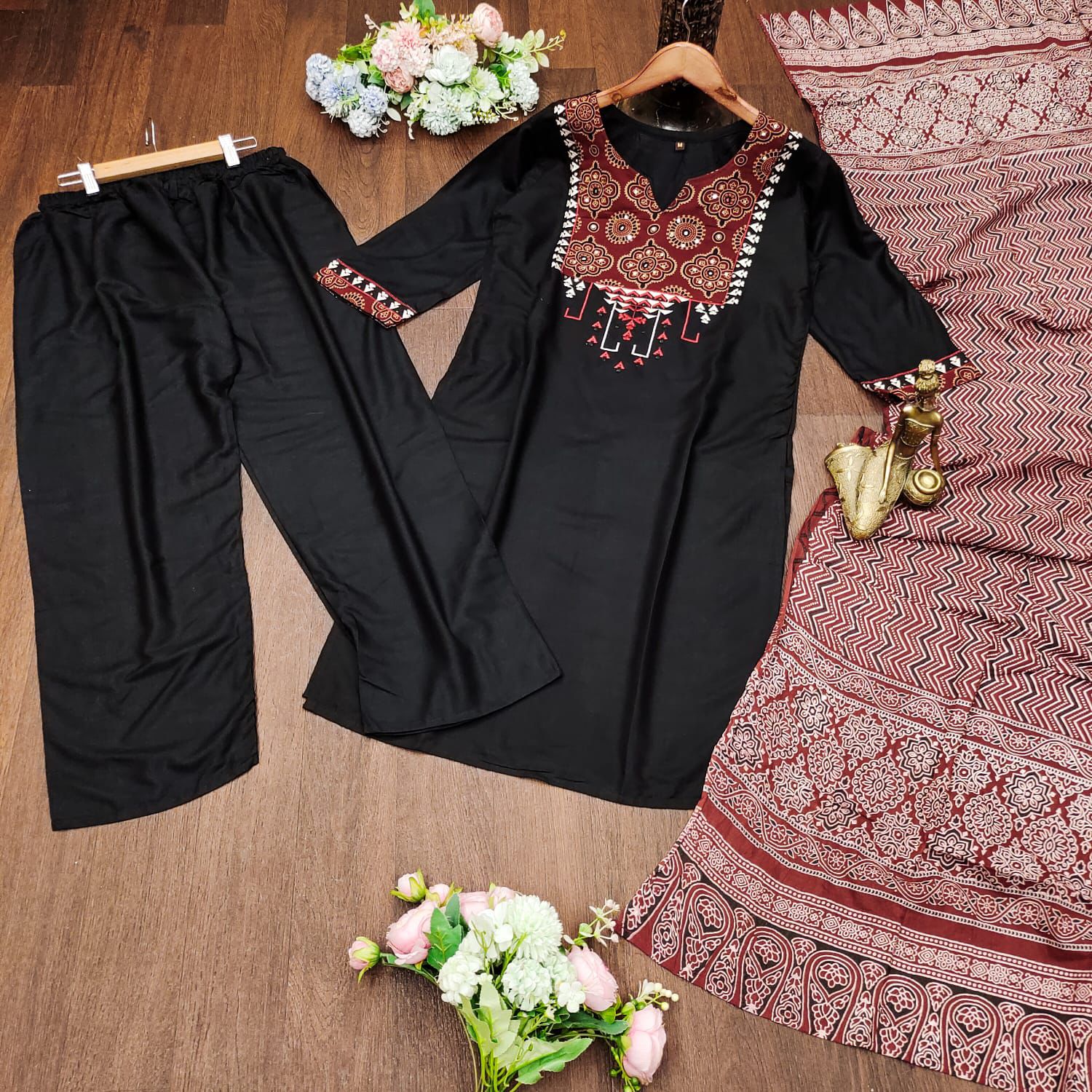 New arrival 3 pic suits